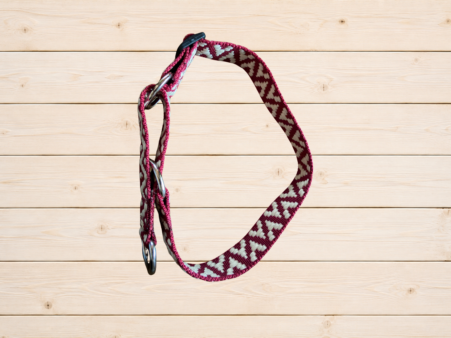🐶 Handgemaakte Martingale Hondenhalsband – Bordeaux met Wit