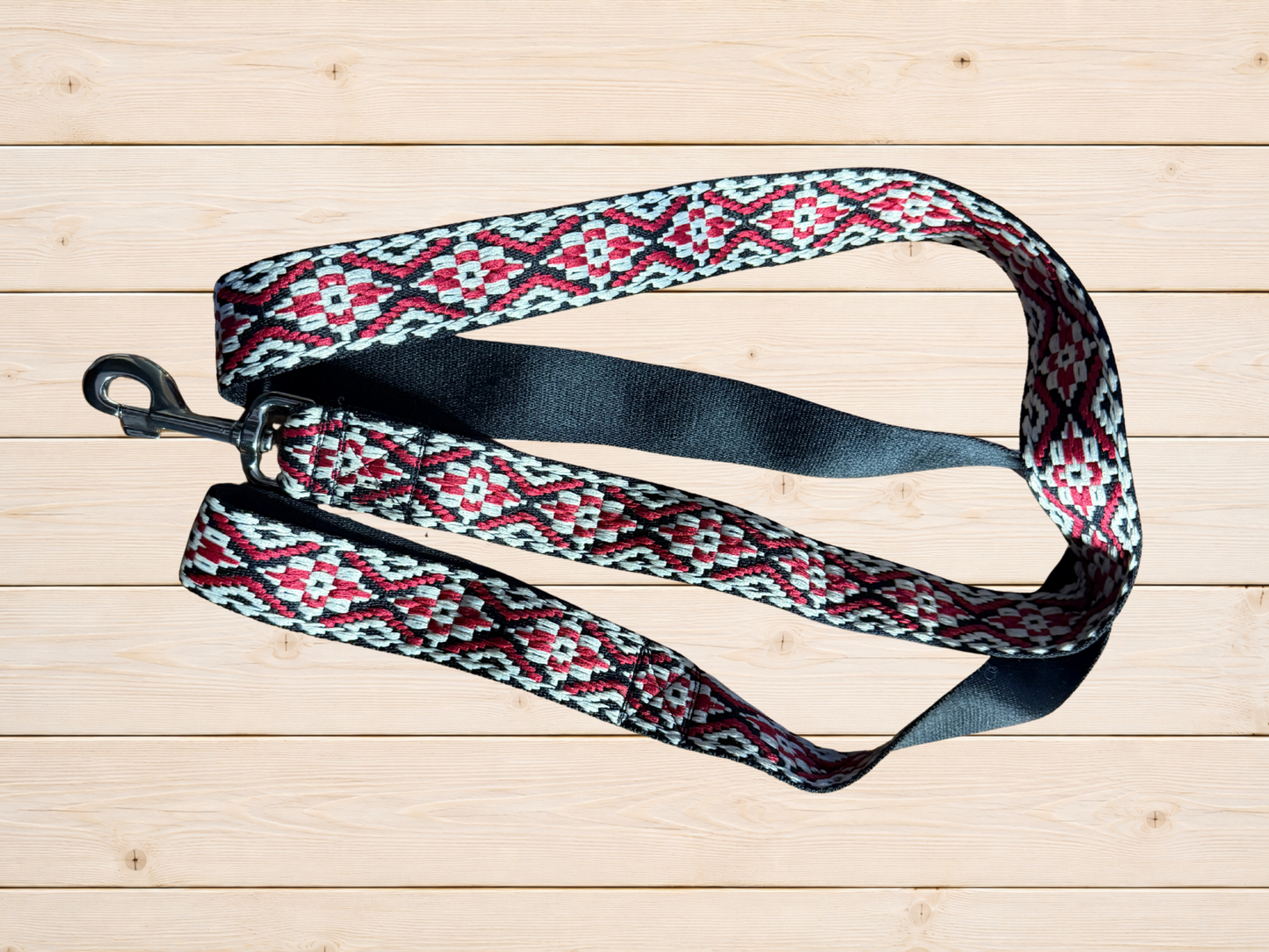 🐶 Handgemaakte Hondenriem – Berry Aztec