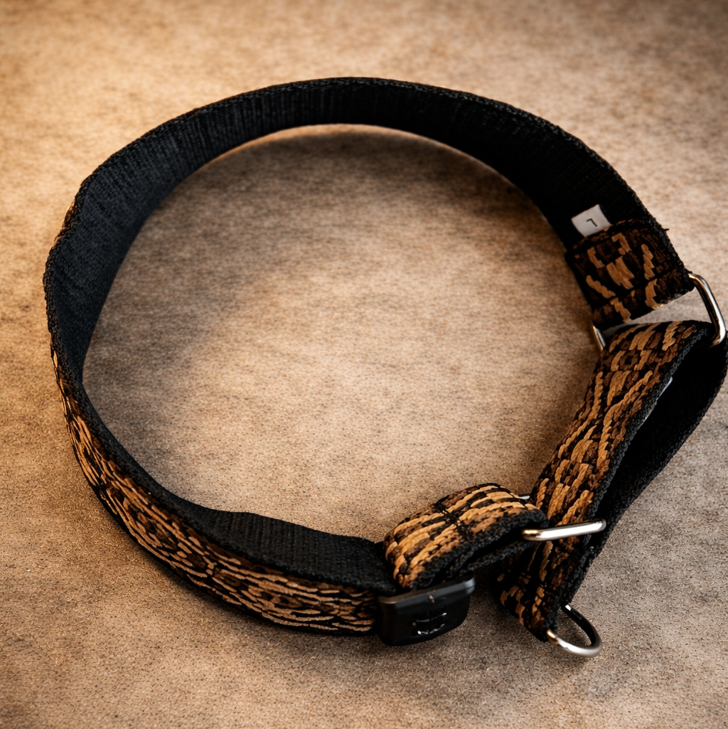 Handgemaakte Martingale Hondenhalsband – Tribal Zwart