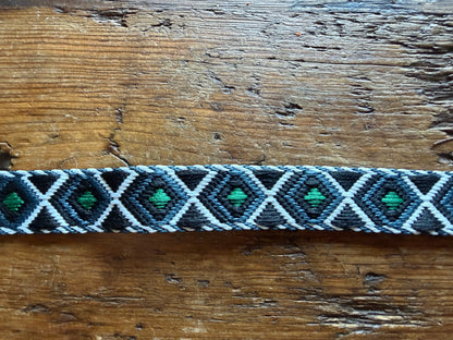🐶 Handgemaakte Hondenhalsband – Emerald Diamond